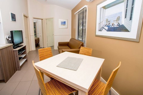 Reflections Holiday Parks Eden - Holiday Find 3