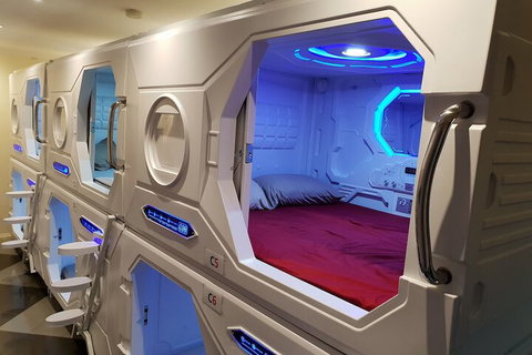 15 Charles Abbotsford Mansion - Hostel - Holiday Find 1