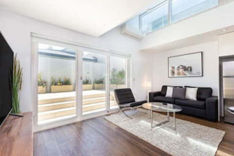 Leichhardt 9 Nor Furnished Apartment - Holiday Find 0