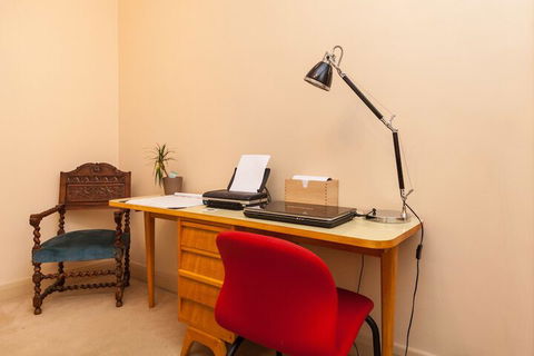 MADELINE, 1BDR Fitzroy Apartment - Holiday Find 3