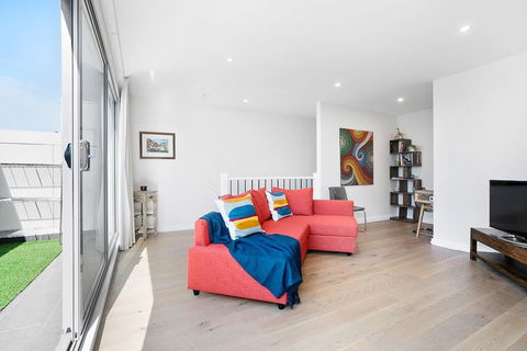 DINA, 2BDR Carlton Apartment - Holiday Find 1