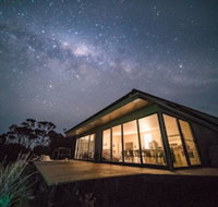 Sawyers Bay Shacks - Holiday Find