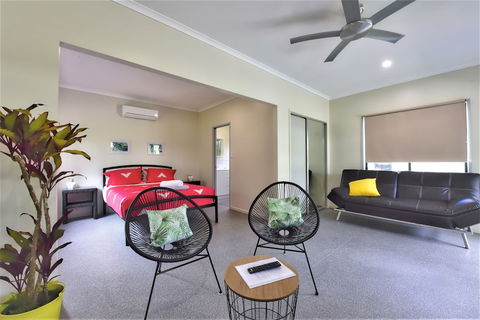 Daintree Peaks ECO Stays - Holiday Find 3