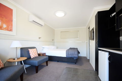 NRMA Bathurst Panorama Holiday Park - Holiday Find 5