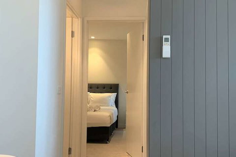 ReadySet Apartments On Emerald - Holiday Find 5