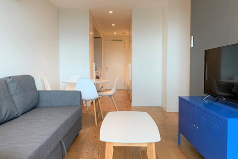 ReadySet Apartments On Emerald - Holiday Find 6