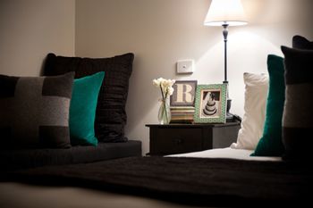 Red Earth Rock - Holiday Find 6