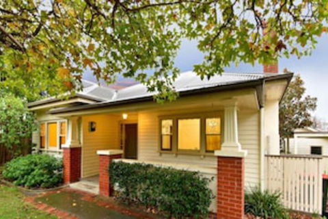 Balwyn Houses - Holiday Find 0
