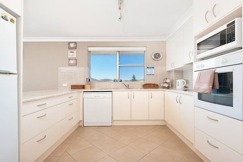 Luskin Lodge Unit 15 / 29 Weatherly Close - Holiday Find 2