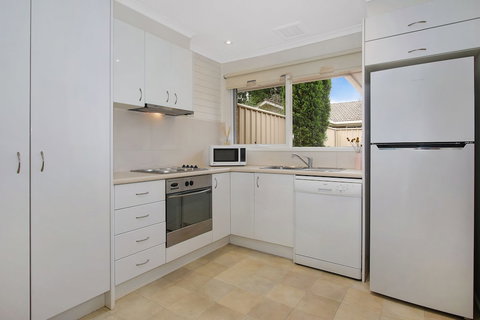 Woody's In Central Bright - Holiday Find 2