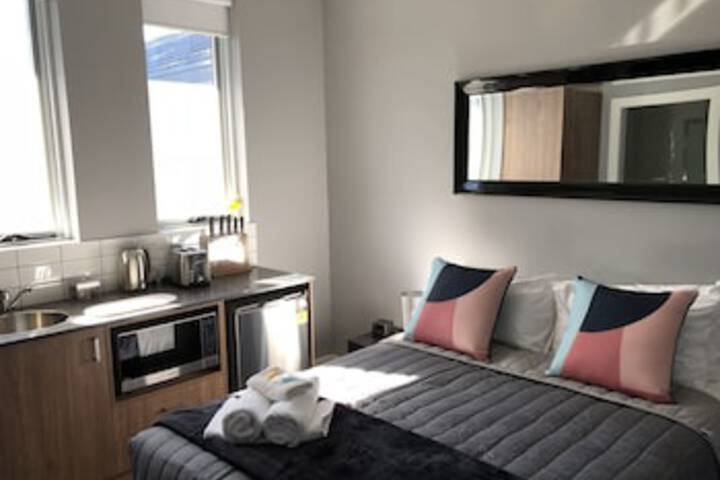 Lambton NSW Holiday Find