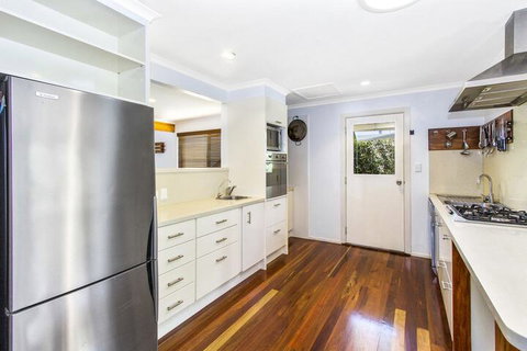 CABARITA BEACH BLISS HOLIDAY HOME On The LAKE - Holiday Find 3