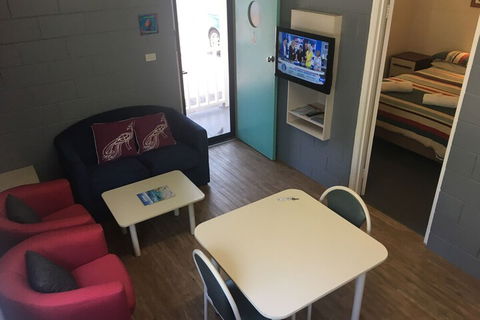 Esperance Central Accommodation - Holiday Find 3