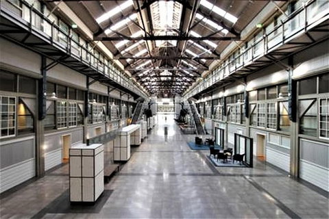 Waterfront Apt. On Sydney Harbour H390 - Holiday Find 2