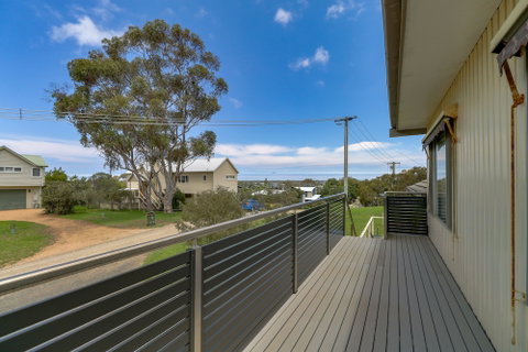 Stradbroke - Holiday Find 0