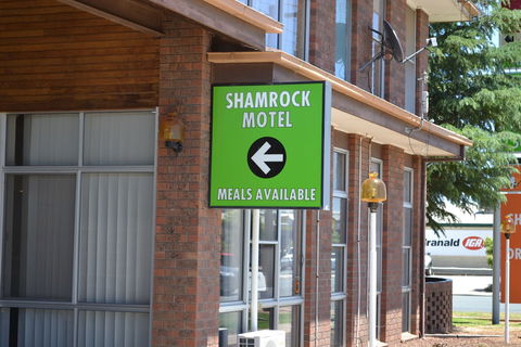 Shamrock Hotel Motel Balranald - Holiday Find 0