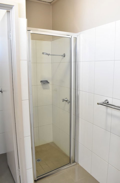 River Motel - Holiday Find 6