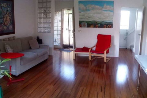 Charles Rooms Guesthouse - Holiday Find 1