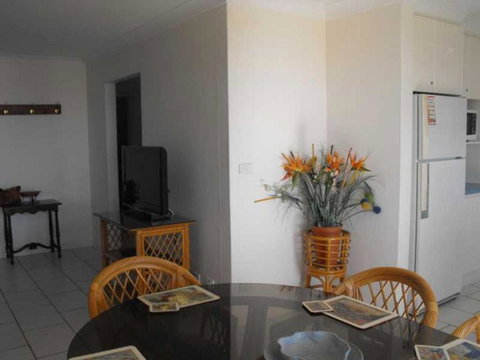 Hi Surf Unit 2 92 Head Street Forster - Holiday Find 1