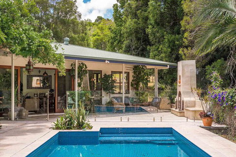 Casa Serena - Holiday Find 5