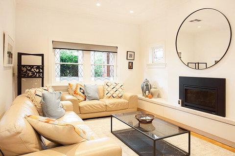 The Tarmons - Holiday Find 2