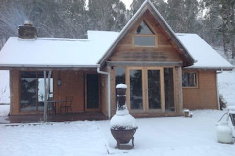 Mud Brick Cottage Cobungra - Holiday Find 0