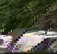 125 Milton - Holiday Find