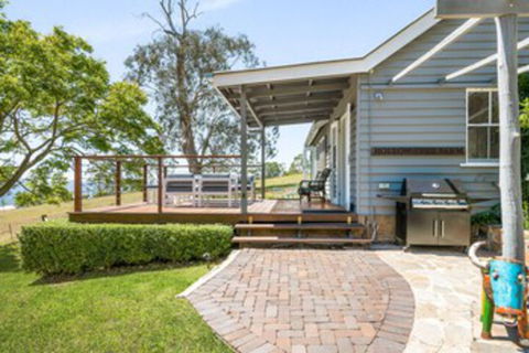 Hollow Tree Farm - Peace And Quiet On 30 Acres Right In Toowoomba - Holiday Find 0