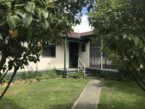 Jasny Taigh Bright VIC - Holiday Find 4