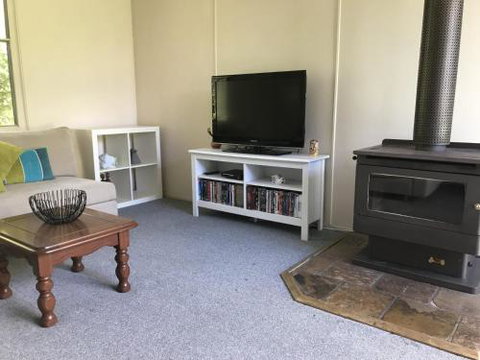 Jasny Taigh Bright VIC - Holiday Find 0