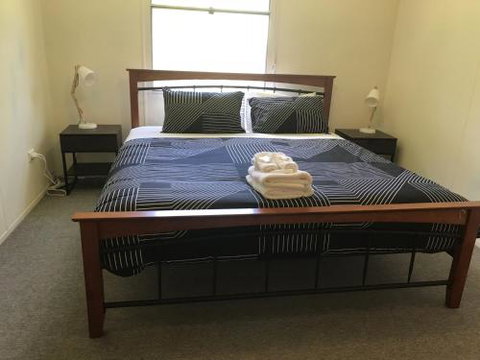 Jasny Taigh Bright VIC - Holiday Find 3