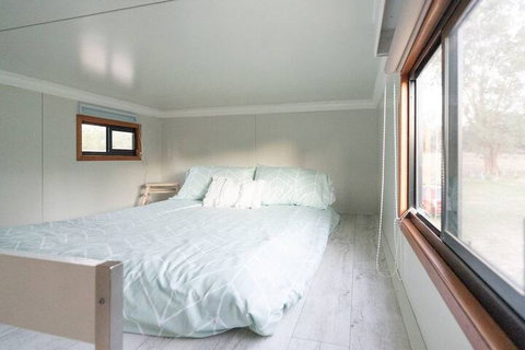 Sithuri - Holiday Find 5