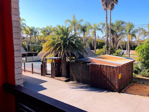 Central Jetty Motel - Holiday Find 1