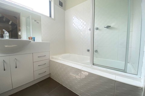 Winterfell - Holiday Find 5