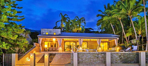 Oceans Edge Beach House At Oak Beach - Holiday Find 0