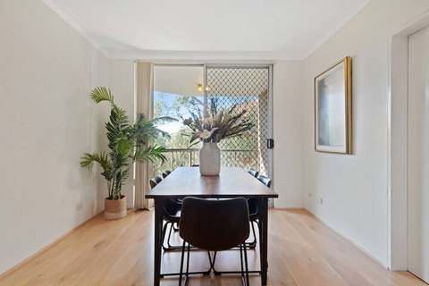 HomeHotel Luxury Close To Train Station - Holiday Find 5