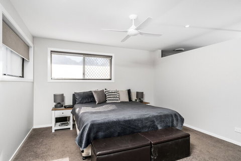 River Links - Holiday Find 7