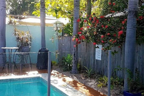 Beach Bliss Queen Bed BBQ Pool Netflix - Holiday Find 3