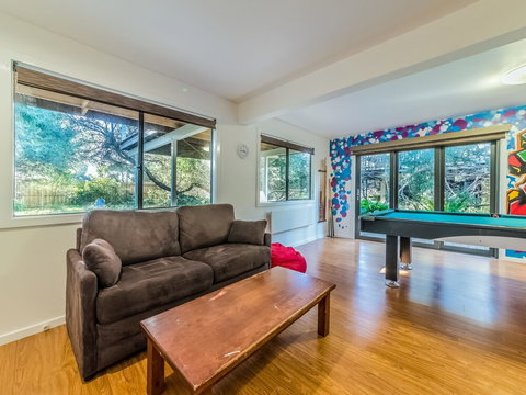 Woodingdean PET Friendly - Holiday Find 4