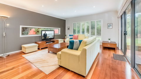 Oceans 11 Surfside Wifi & Foxtel PET Friendly - Holiday Find 6