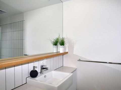 Luxe Townhouse 2 Inlet Side - Holiday Find 2