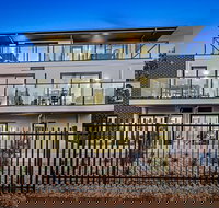 Manhattan Apartments - Notting Hill - Holiday Find