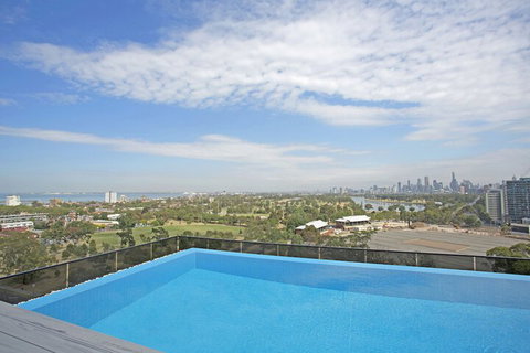 Heart Of St Kilda By Ready Set Host - Holiday Find 2