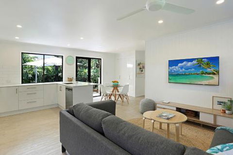 Jimmys Shout Pet Friendly - Holiday Find 5