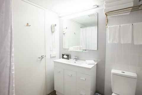 Metro Hotel Marlow Sydney Central - Holiday Find 6