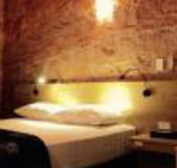 The Lookout Cave Underground Motel - Holiday Find
