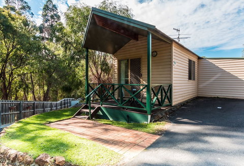 Riverview Tourist Park - Holiday Find 4