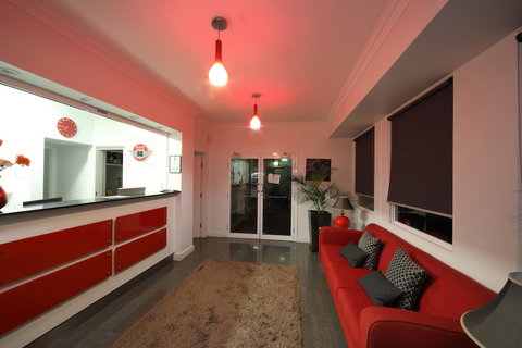 Route 66 Motor Inn - Holiday Find 6