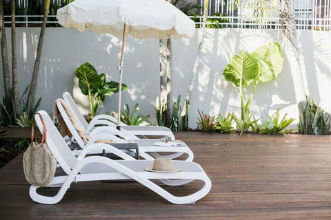 Noosa Heads Motel - Holiday Find 1