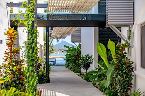 Culgoa Point Beach Resort - Holiday Find 0